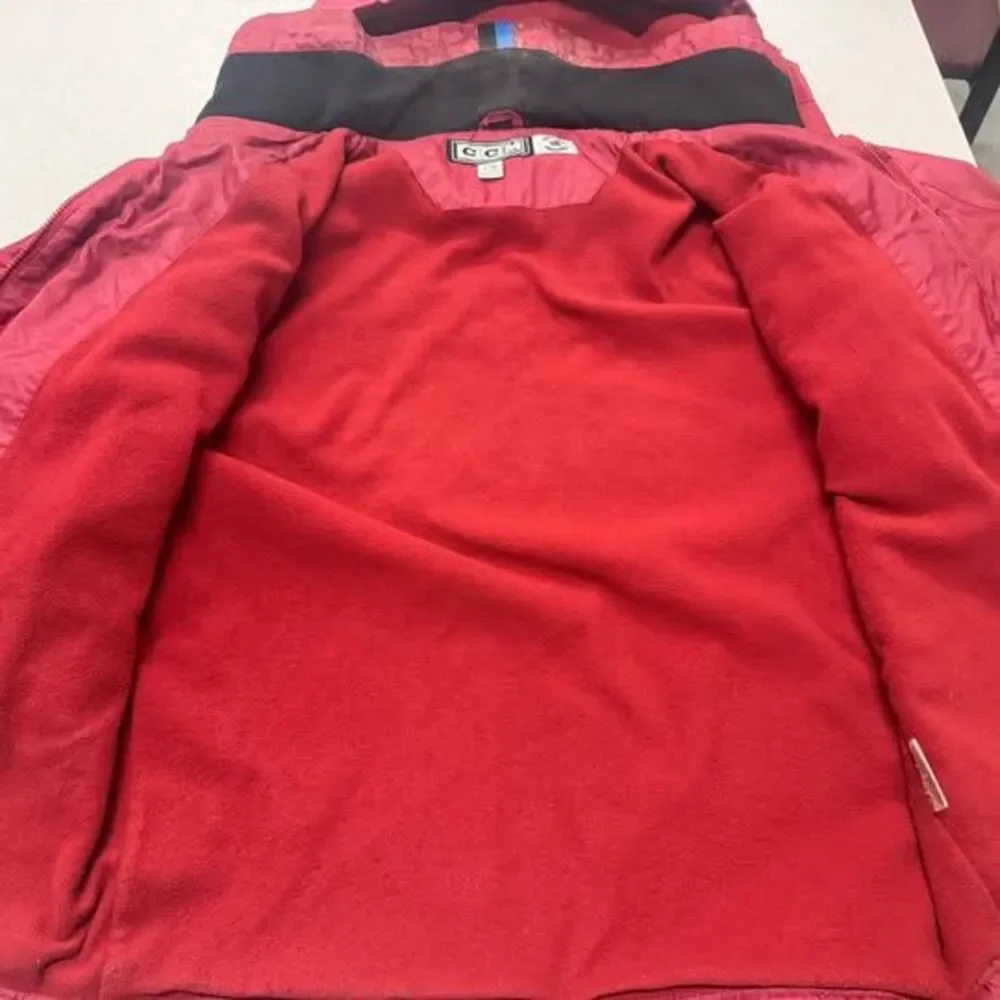 CCM NHL Hockey Colorado Avalanche Winter Jacket Fleece Lined Red Hooded Large